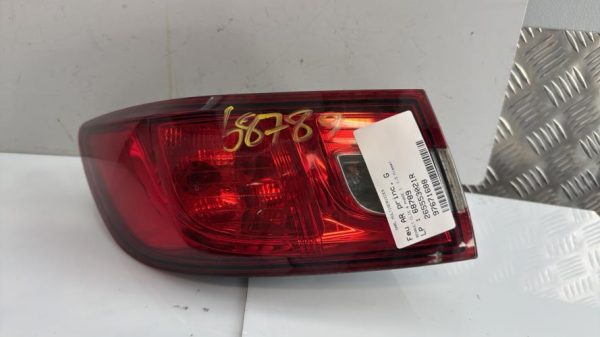 Feu arriere principal gauche (feux) RENAULT CLIO 4 PHASE 1 Diesel - Image 3