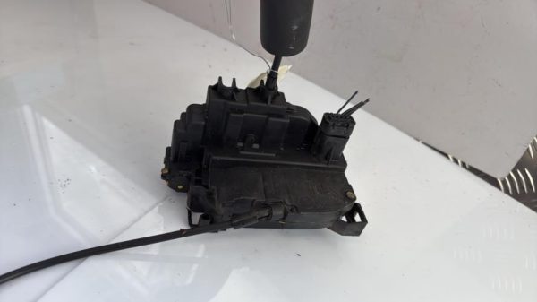 Serrure avant droit RENAULT MEGANE 3 PHASE 1 Diesel - Image 1