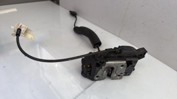 Serrure avant droit RENAULT MEGANE 3 PHASE 1 Diesel - Image 2
