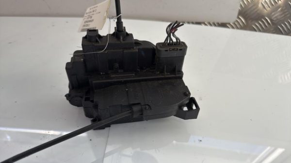 Serrure arriere droit RENAULT MEGANE 3 PHASE 1 Diesel - Image 1