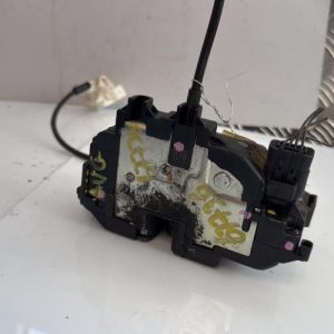 Serrure avant gauche RENAULT MEGANE 3 PHASE 1 Diesel - Image 1
