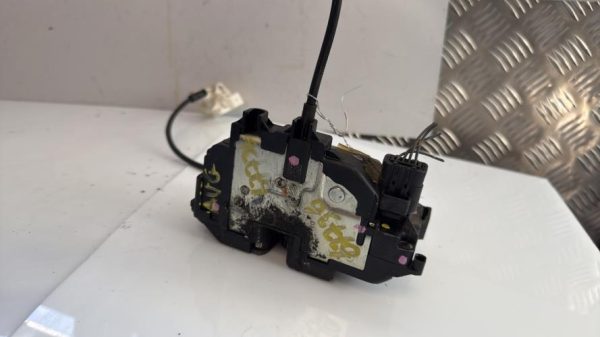 Serrure avant gauche RENAULT MEGANE 3 PHASE 1 Diesel - Image 2