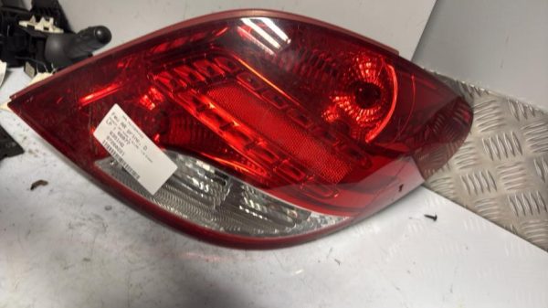 Feu arriere principal droit (feux) PEUGEOT 207 PHASE 2 Diesel - Image 2