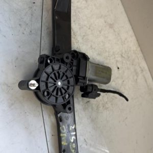 Leve vitre electrique avant gauche FIAT PUNTO 3 Essence - Image 1