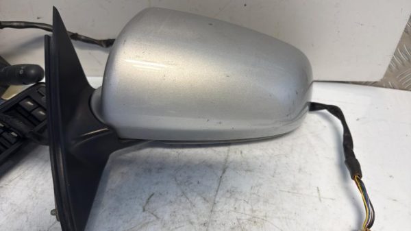 Retroviseur gauche AUDI A4 2 PHASE 1 Diesel - Image 3