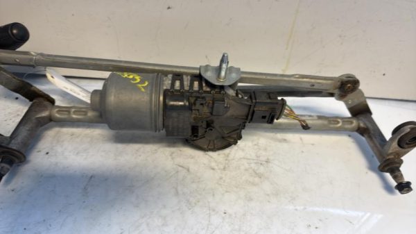 Moteur essuie glace avant VOLKSWAGEN POLO 5 PHASE 2 Diesel - Image 1