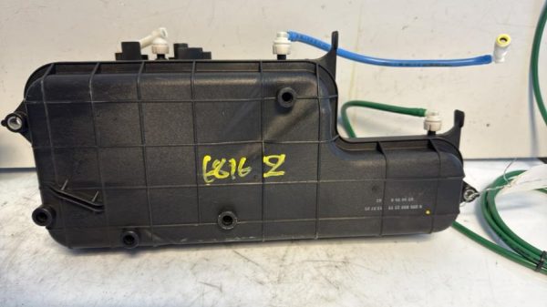 Reservoir MERCEDES CLASSE S 221 PHASE 1 Essence - Image 2