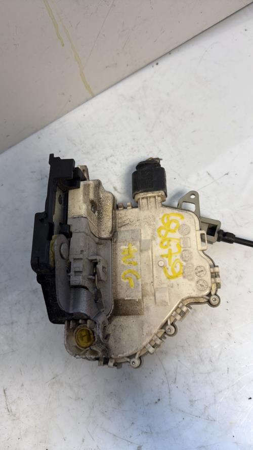 Serrure avant gauche SEAT LEON 2 PHASE 2 Diesel - Image 1