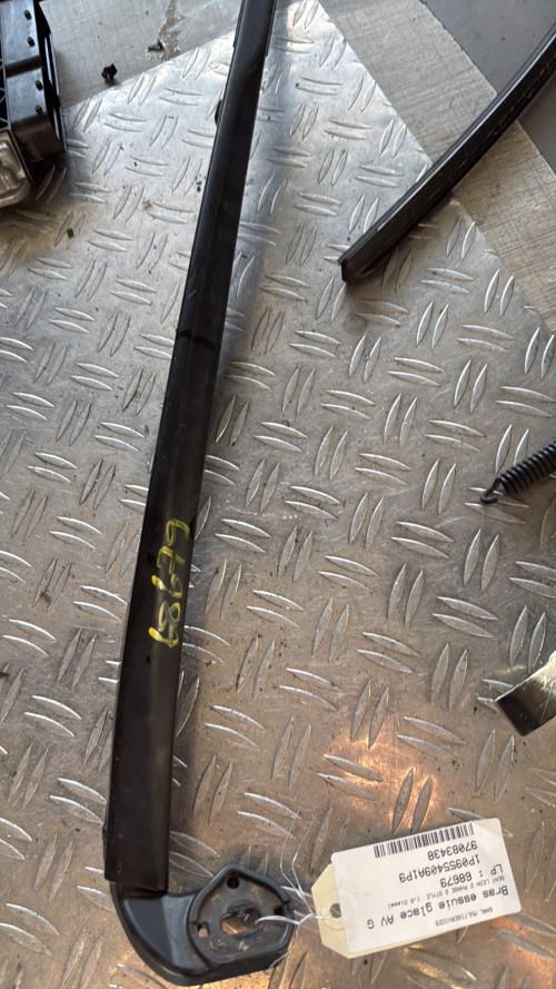 Bras essuie glace avant gauche SEAT LEON 2 PHASE 2 Diesel - Image 2