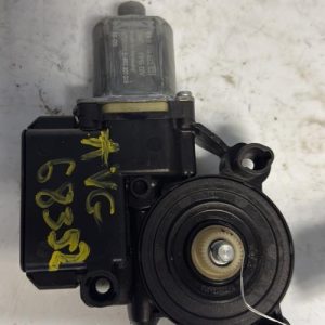 Moteur leve vitre avant gauche VOLKSWAGEN POLO 5 PHASE 2 Diesel - Image 1