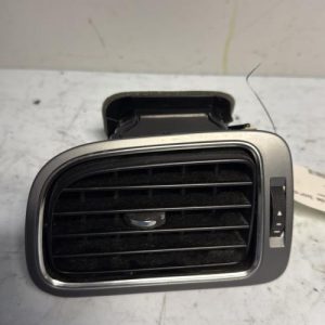 Aerateur tableau de bord avant gauche VOLKSWAGEN POLO 5 PHASE 2 Diesel - Image 1