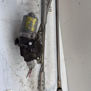 Moteur essuie glace avant SUZUKI SWIFT 5 Essence/Hybride - Image 1