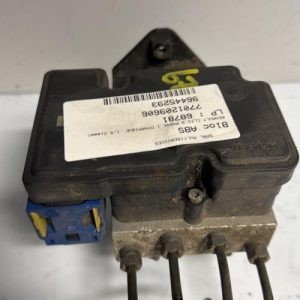 Bloc ABS (freins anti-blocage) RENAULT CLIO 3 PHASE 1 Diesel - Image 1