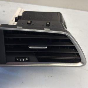Aerateur tableau de bord avant gauche PEUGEOT 508 1 SW PHASE 2 BREAK Diesel - Image 1
