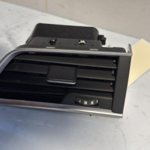 Aerateur tableau de bord avant droit PEUGEOT 508 1 SW PHASE 2 BREAK Diesel - Image 1