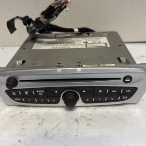 Autoradio d'origine RENAULT MEGANE 3 PHASE 1 COUPE Diesel - Image 1