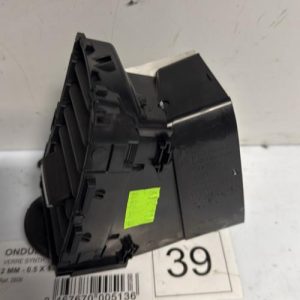 Aerateur tableau de bord RENAULT MEGANE 4 PHASE 1 Diesel - Image 1