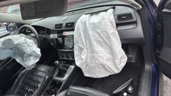Retroviseur interieur VOLKSWAGEN PASSAT 5 BREAK Diesel - Image 6