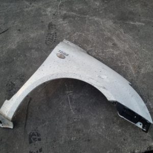 Aile avant droit SUZUKI SWIFT 3 Diesel - Image 1