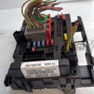 Boitier servitude moteur (BSM) PEUGEOT 206+ Diesel - Image 2