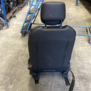 Siege avant droit RENAULT CLIO 4 PHASE 1 BREAK Essence - Image 1