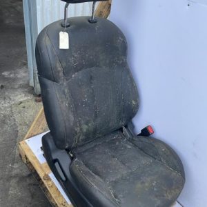 Siege avant droit NISSAN JUKE 1 PHASE 2 Essence - Image 1