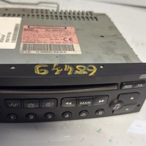 Autoradio d'origine PEUGEOT 206+ Diesel - Image 1