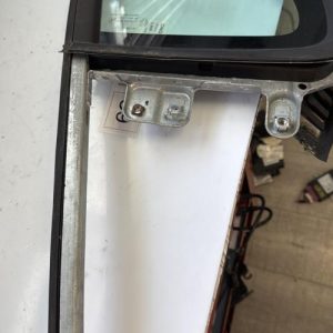 Custode avant droit (porte) PEUGEOT 207 PHASE 2 CABRIOLET Diesel - Image 1
