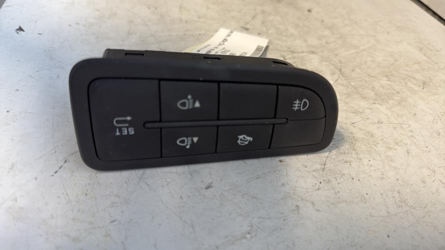 Commande de reglage hauteur de phare CITROEN NEMO Diesel - Image 1