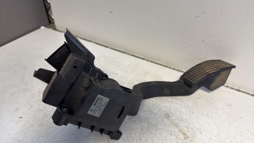 Pedale d'accelerateur PEUGEOT BIPPER Diesel - Image 1