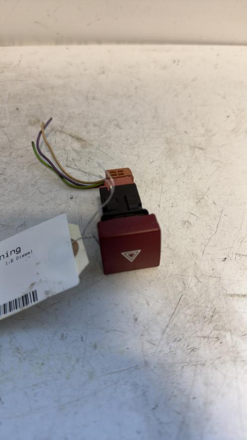 Bouton de warning CITROEN BERLINGO 2 PHASE 1 Diesel - Image 3