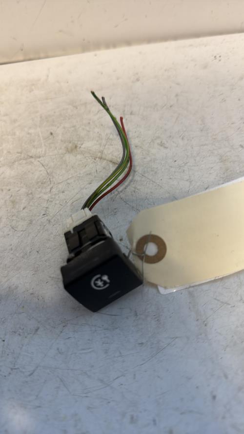 Bouton/Interrupteur CITROEN BERLINGO 2 PHASE 1 Diesel - Image 1