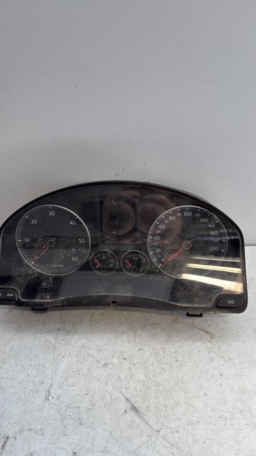 Compteur VOLKSWAGEN GOLF 5 Diesel - Image 1