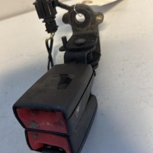 Attache ceinture arriere droit AUDI A3 3 PHASE 1 Diesel - Image 1