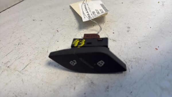 Commande de fermeture centralisee AUDI A3 3 PHASE 1 Diesel - Image 1