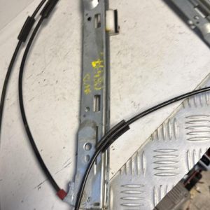 Mecanisme de leve vitre electrique avant droit FORD FIESTA 6 PHASE 1 Diesel - Image 1