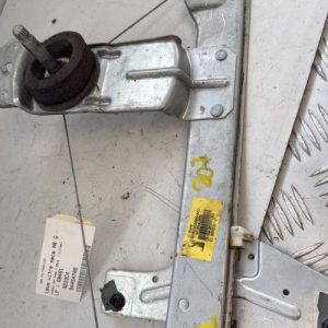 Leve vitre mecanique arriere gauche PEUGEOT 207 PHASE 1 BREAK Diesel - Image 1