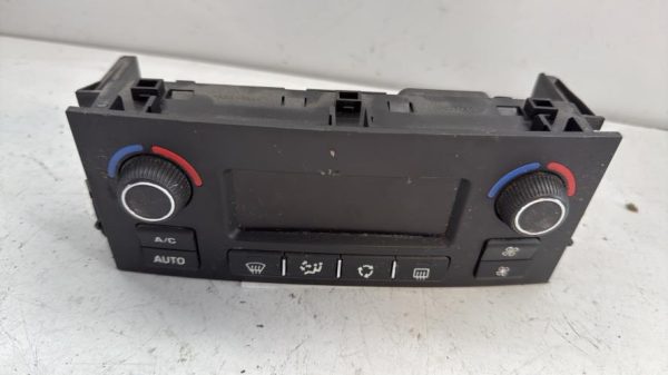 Commande chauffage PEUGEOT 207 PHASE 2 BREAK Diesel - Image 2