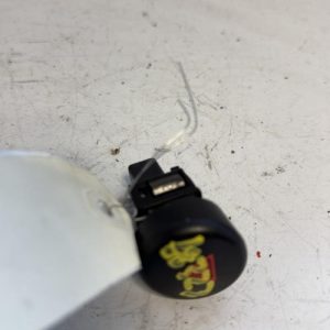 Bouton de warning NISSAN JUKE 1 PHASE 2 Essence - Image 2