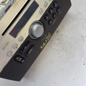 Autoradio d'origine SUZUKI SWIFT 3 Essence - Image 1