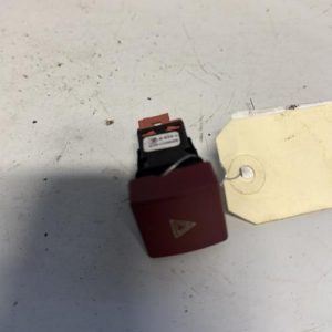 Bouton de warning PEUGEOT PARTNER 2 PHASE 1 Diesel - Image 1