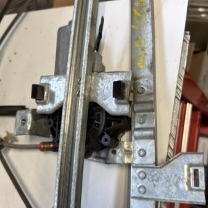 Leve vitre electrique avant droit RENAULT TRAFIC 2 PHASE 1 Diesel - Image 1