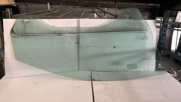 Vitre avant gauche FORD FOCUS 2 PHASE 1 CABRIOLET Essence - Image 3