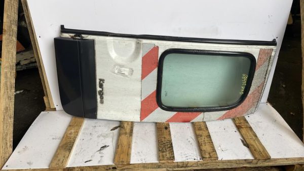 Porte de coffre droit RENAULT KANGOO 1 PHASE 1 Diesel - Image 1