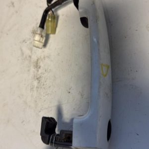 Poignee porte avant droit SUZUKI SWIFT 3 Essence - Image 1