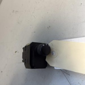 Commande retroviseurs SUZUKI SWIFT 3 Essence - Image 1