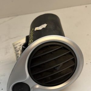 Aerateur tableau de bord avant droit RENAULT CLIO 3 PHASE 1 Diesel - Image 1