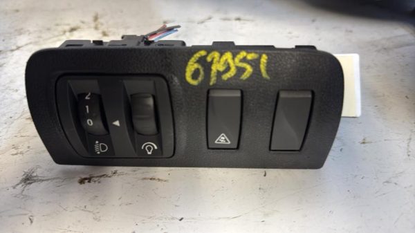 Commande de reglage hauteur de phare RENAULT MEGANE 3 PHASE 2 BREAK Diesel - Image 2