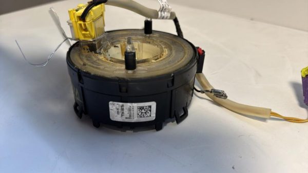 Contacteur tournant VOLKSWAGEN GOLF 5 Diesel - Image 1