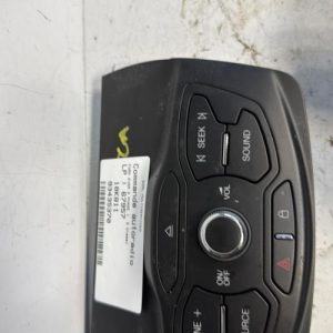 Commande autoradio FORD KUGA 2 PHASE 1 Diesel - Image 1
